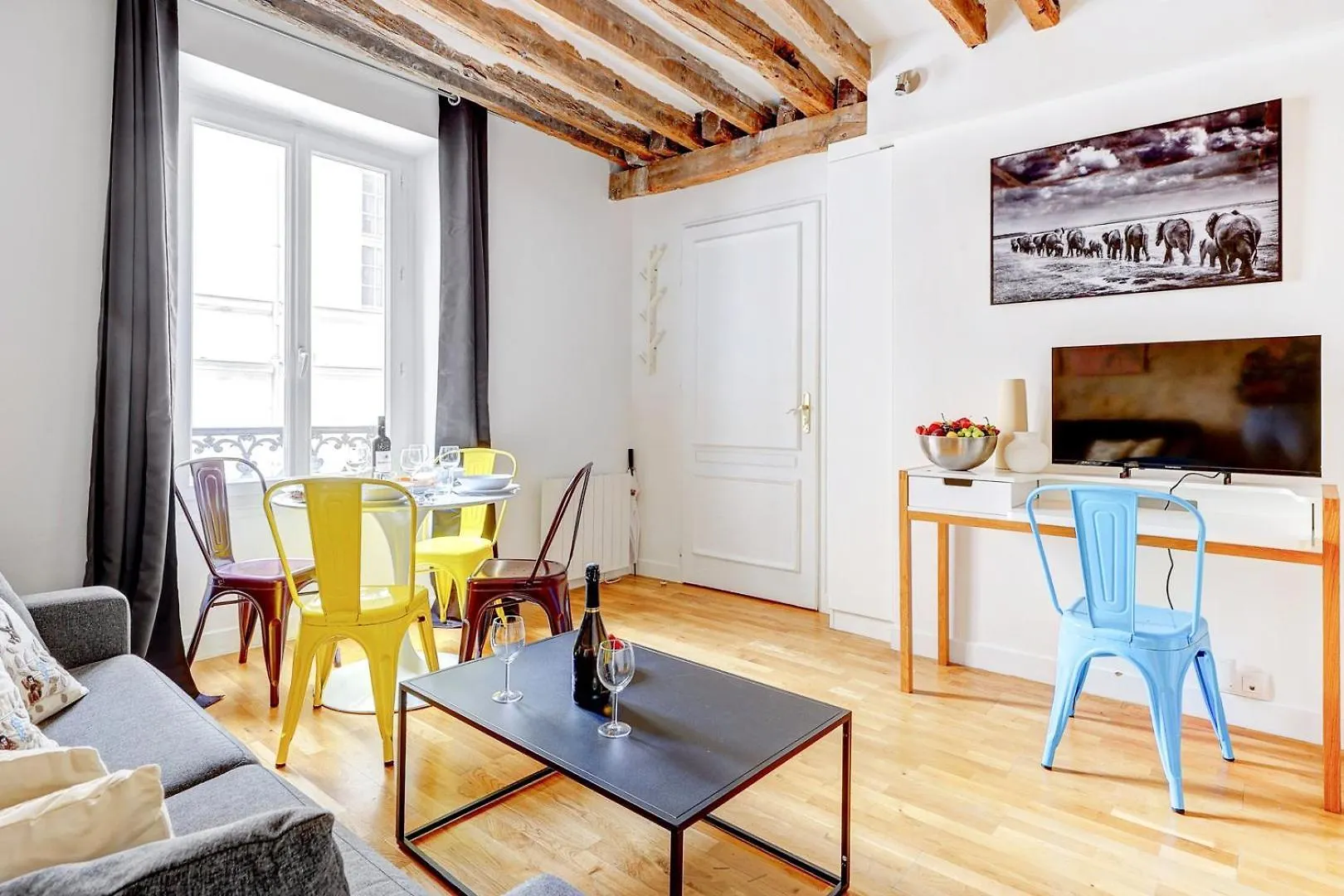 Apartment Bluestay 281 - Superbe Appartement Avec Terrasse Paris France